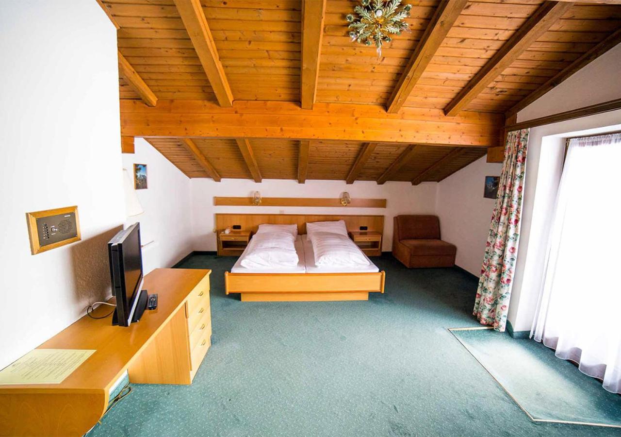 Langley Hotel Rendlhof Sankt Anton am Arlberg Dış mekan fotoğraf